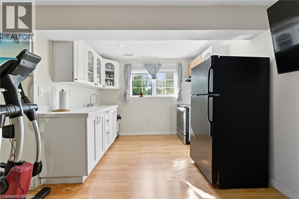 167 Forest Road, Brantford, Ontario  N3S 7L5 - Photo 16 - 40786311