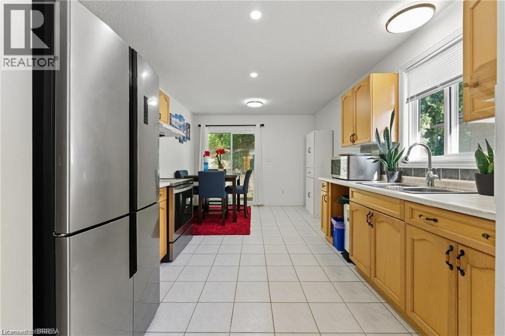 167 Forest Road, Brantford, Ontario  N3S 7L5 - Photo 8 - 40786311