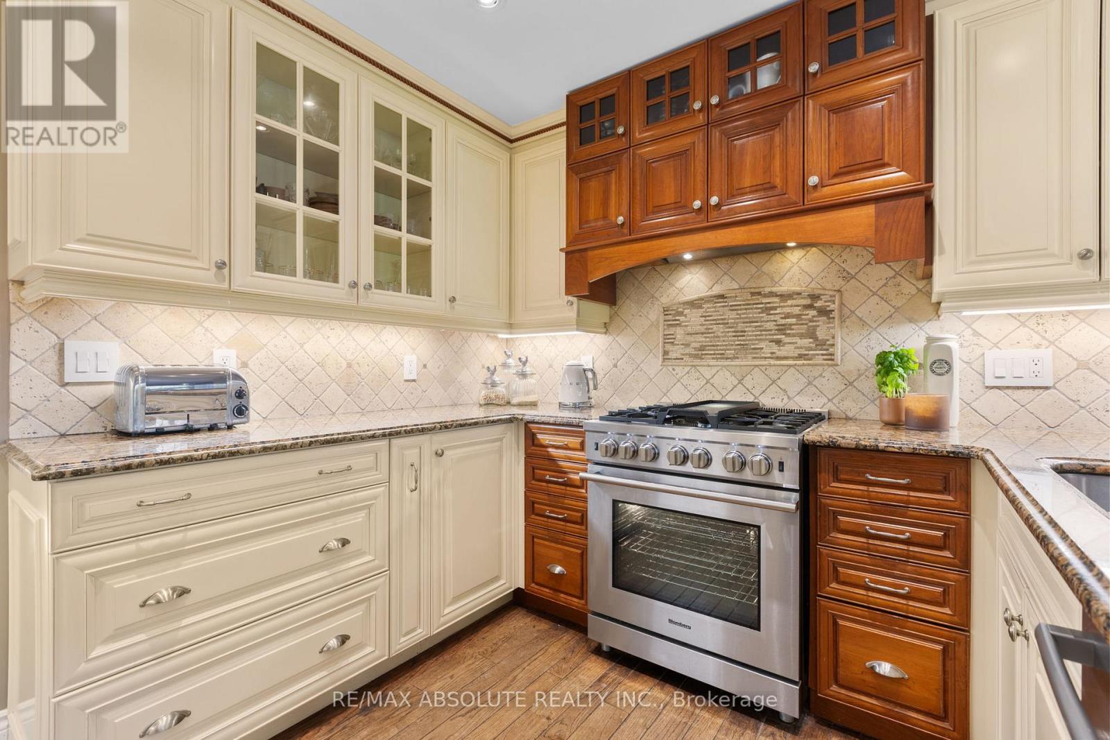 3 Buttonwood Trail, Ottawa, Ontario  K2S 1C9 - Photo 16 - X12518290