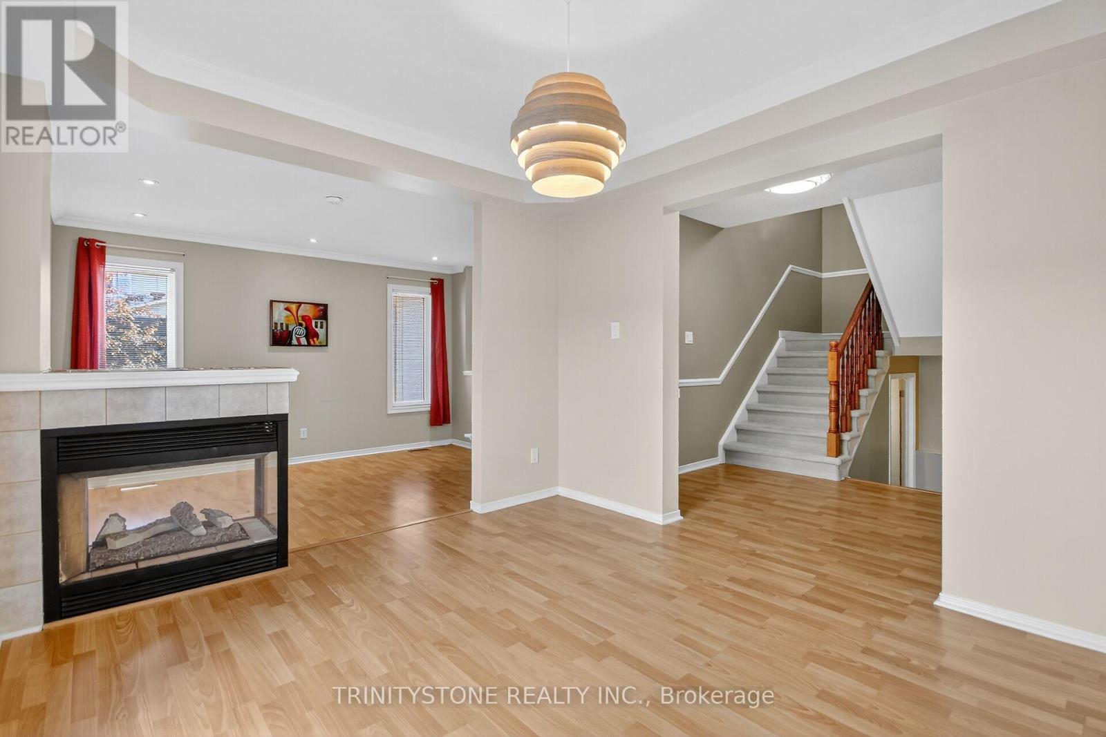 11 Whalings Circle, Ottawa, Ontario  K2S 1S4 - Photo 16 - X12518348