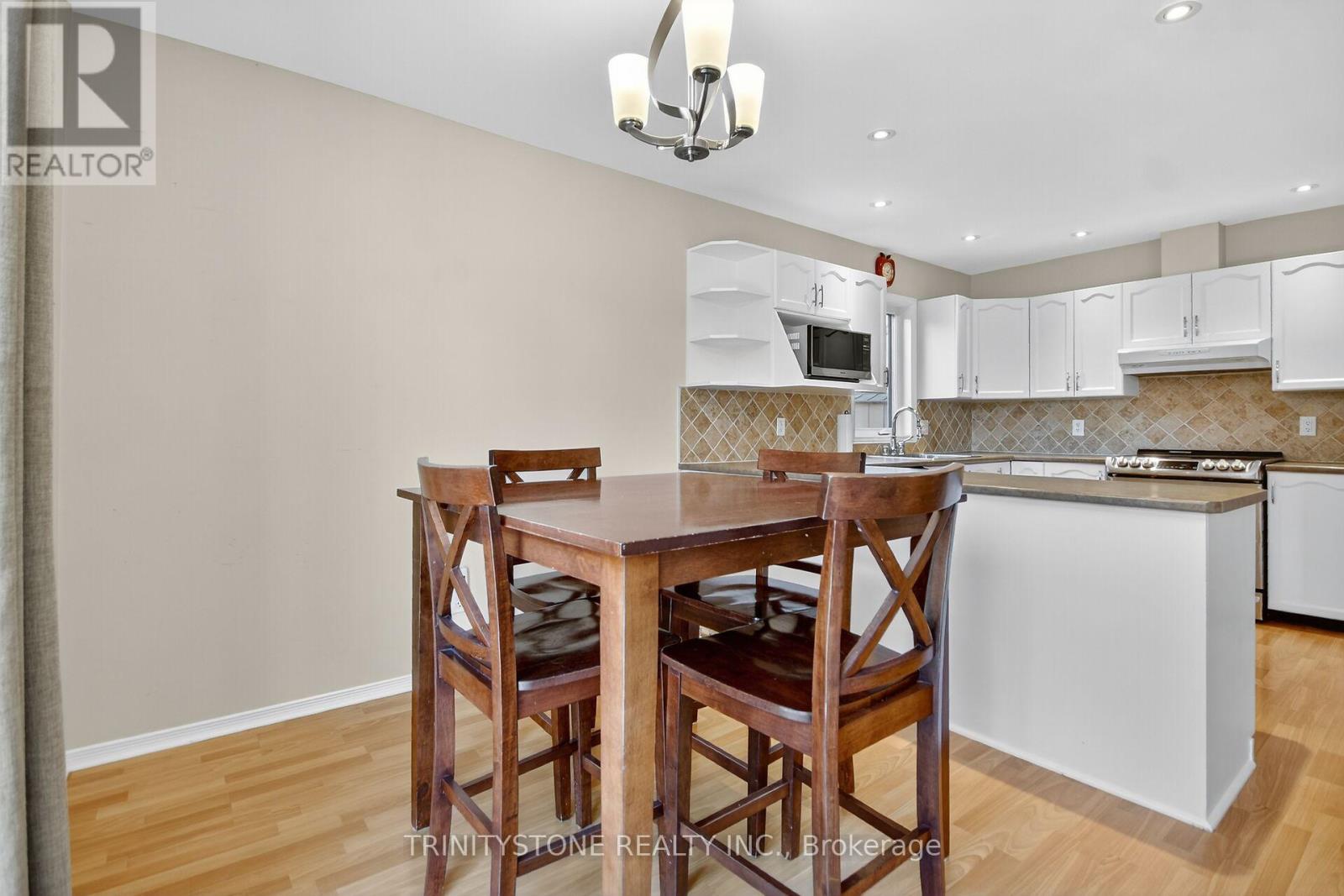 11 Whalings Circle, Ottawa, Ontario  K2S 1S4 - Photo 24 - X12518348