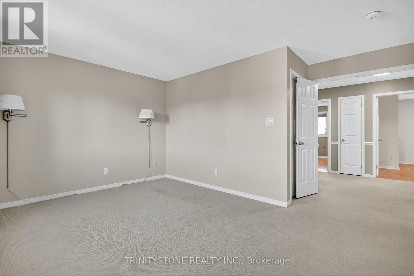 11 Whalings Circle, Ottawa, Ontario  K2S 1S4 - Photo 29 - X12518348