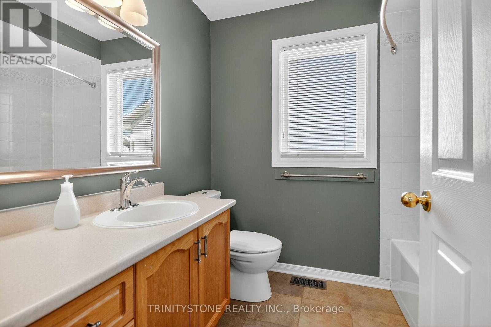 11 Whalings Circle, Ottawa, Ontario  K2S 1S4 - Photo 41 - X12518348