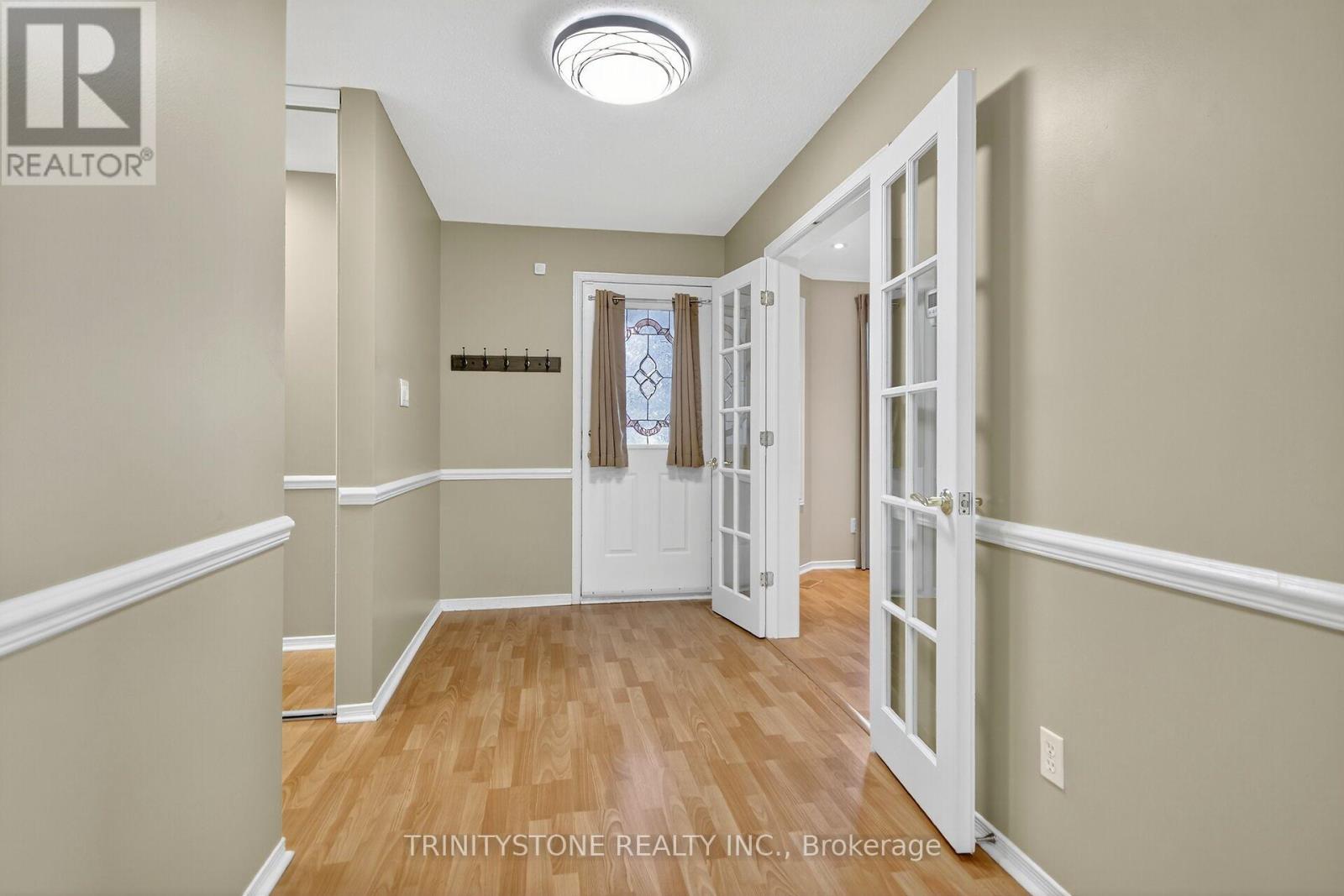 11 Whalings Circle, Ottawa, Ontario  K2S 1S4 - Photo 9 - X12518348