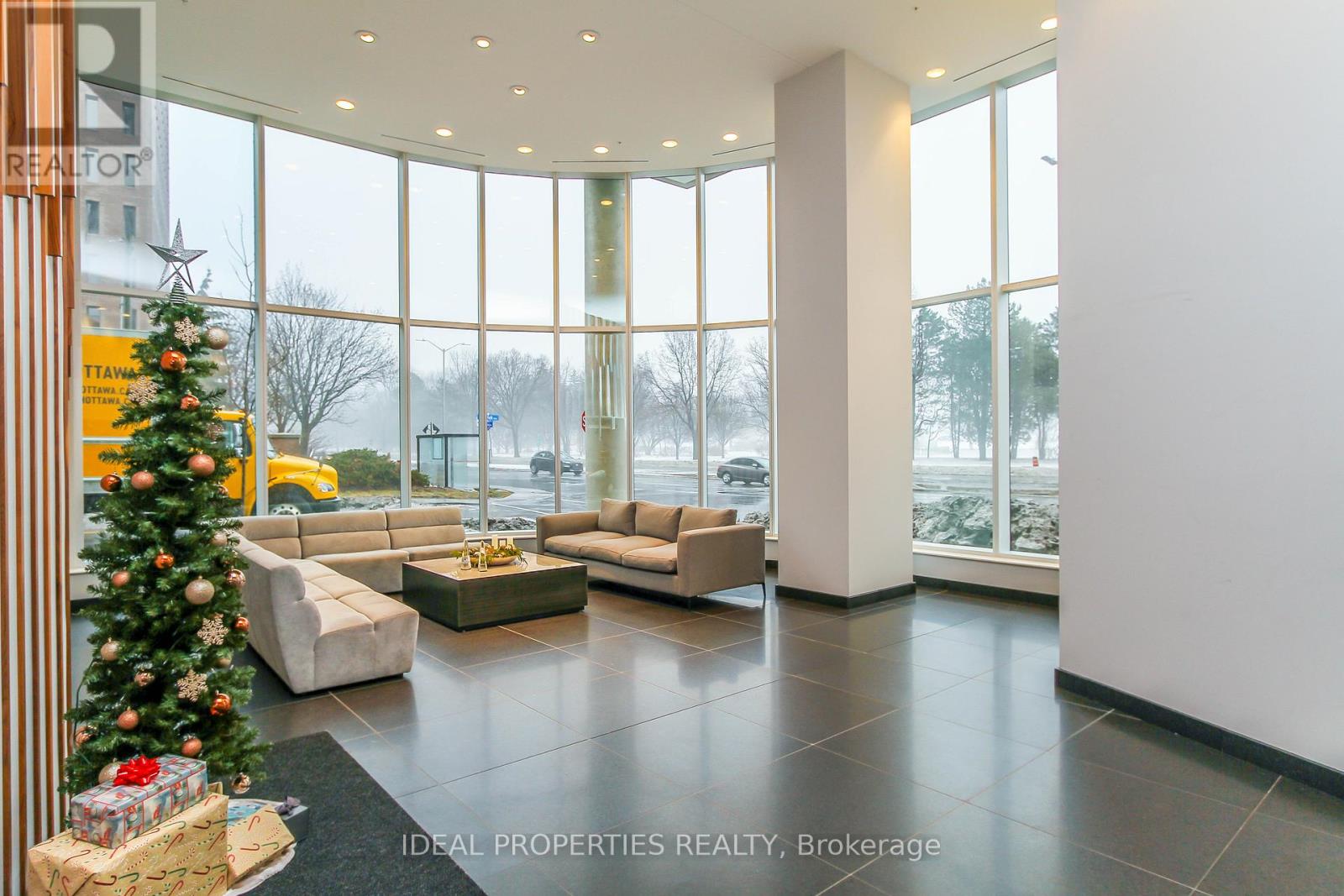 1006 - 805 Carling Avenue W, Ottawa, Ontario  K1S 5W9 - Photo 5 - X12518358