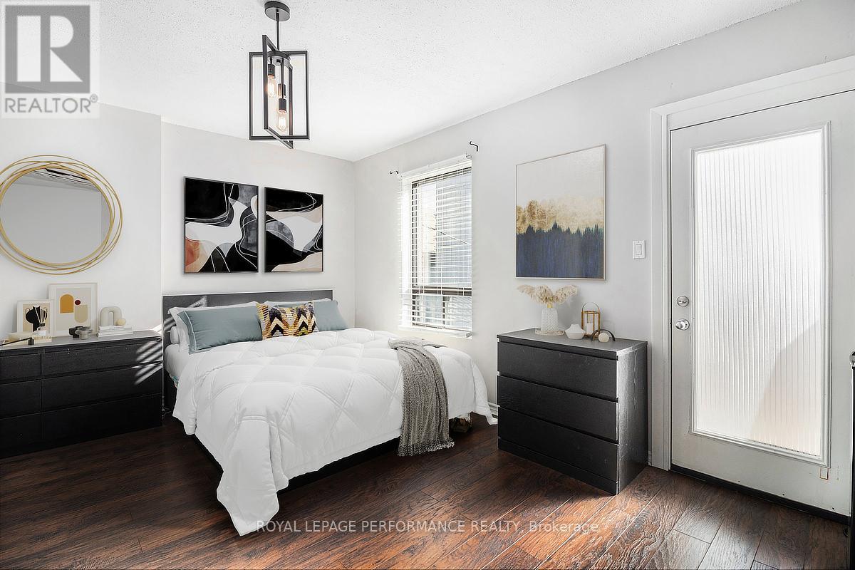 55 Argyle Avenue, Ottawa, Ontario  K2P 1B3 - Photo 12 - X12518398