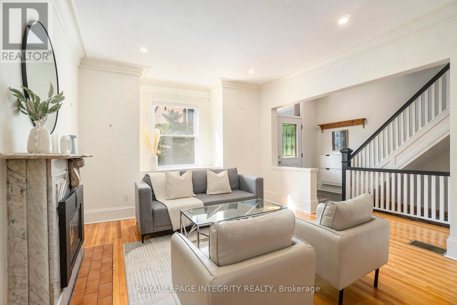 115 Springhurst Avenue, Ottawa, Ontario  K1S 0E3 - Photo 4 - X12518416