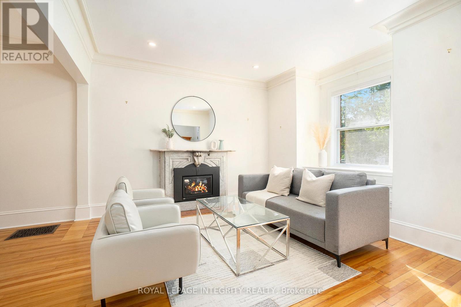 115 Springhurst Avenue, Ottawa, Ontario  K1S 0E3 - Photo 5 - X12518416