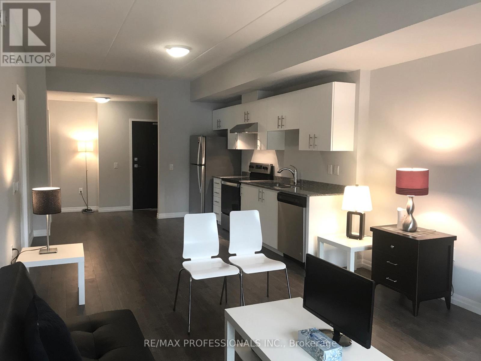 216 - 35 Kingsbury Square, Guelph, Ontario  N1L 1E6 - Photo 10 - X12518122