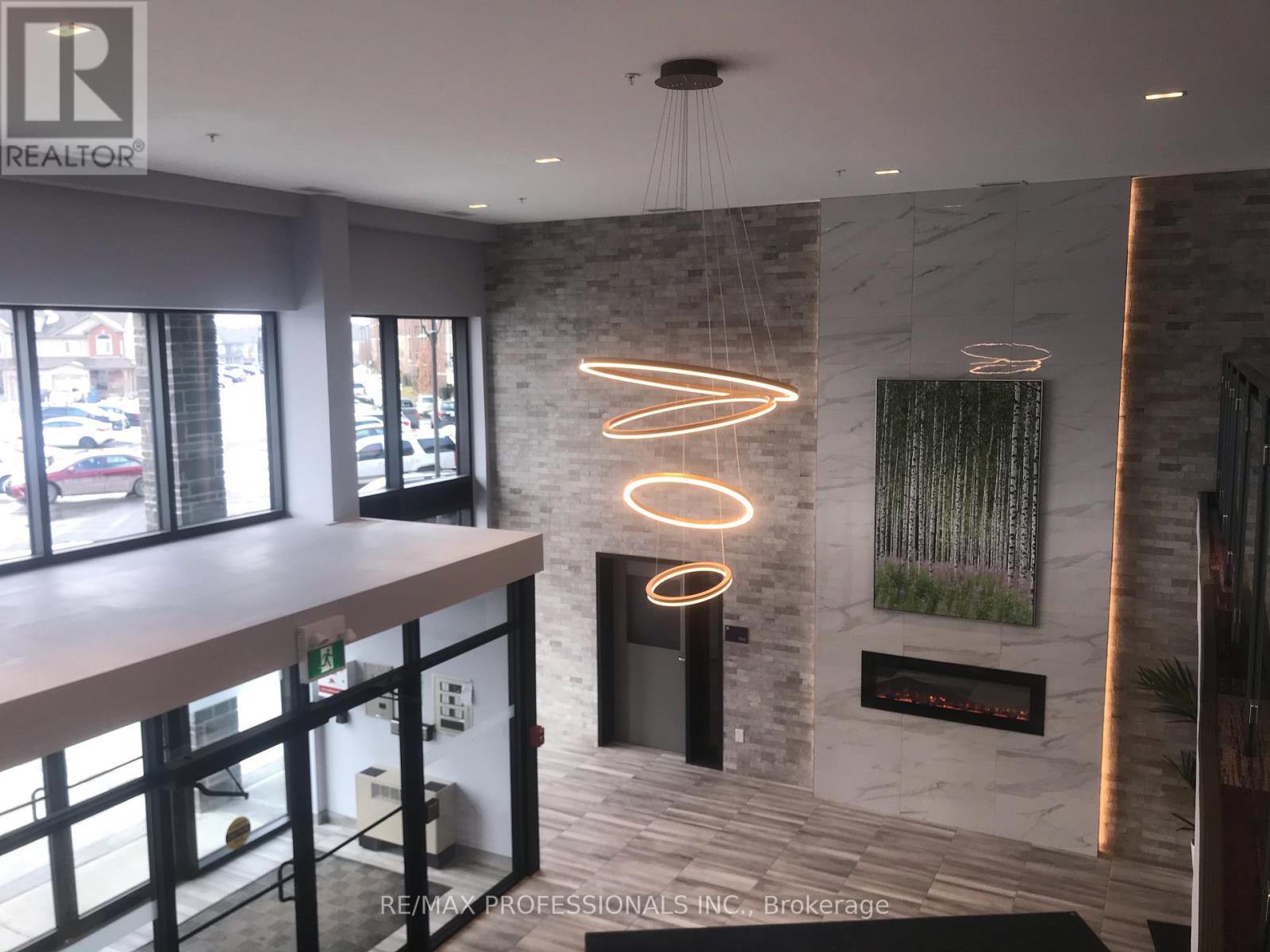 216 - 35 Kingsbury Square, Guelph, Ontario  N1L 1E6 - Photo 6 - X12518122