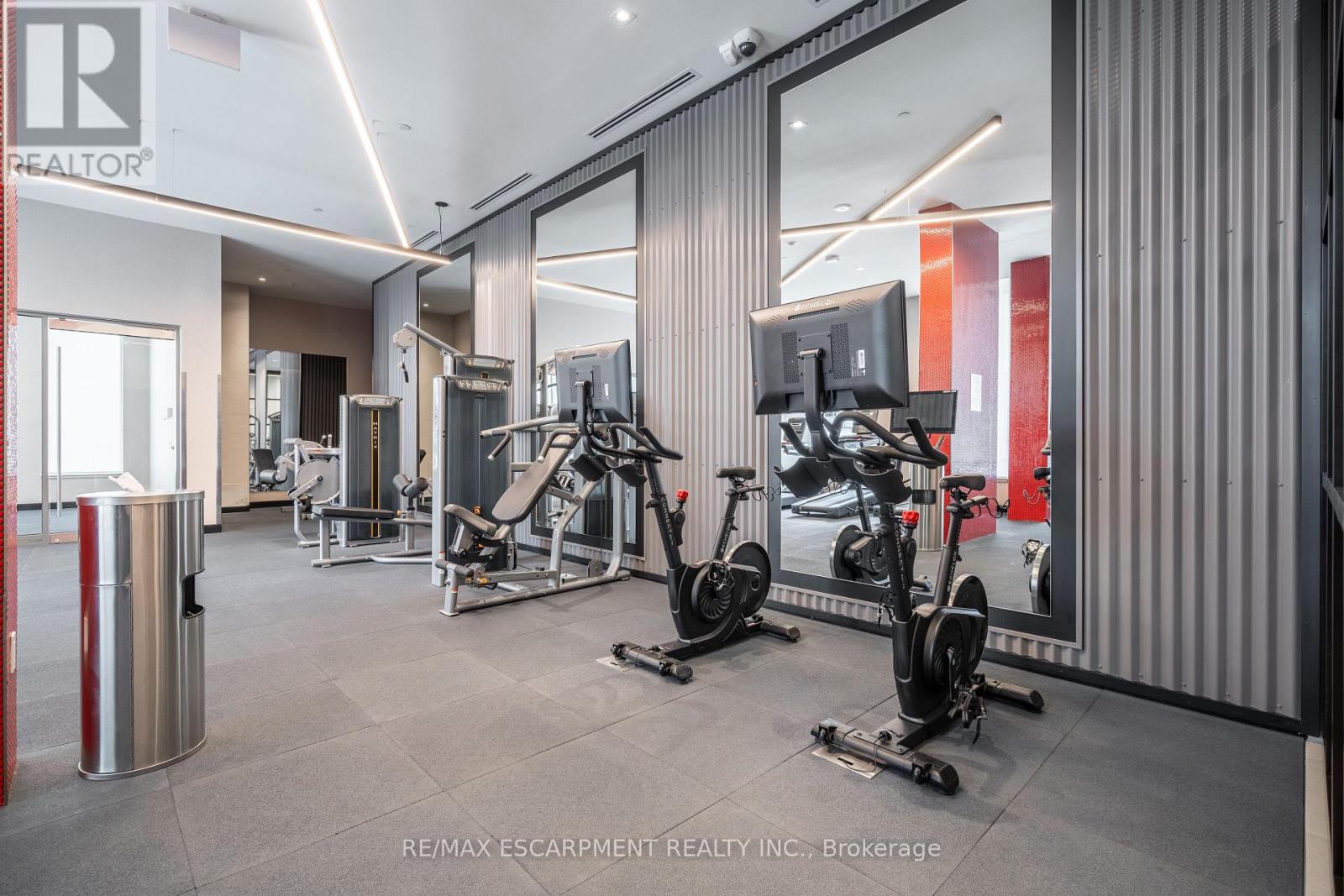 722 - 212 King William Street, Hamilton, Ontario  L9B 1K8 - Photo 14 - X12518154