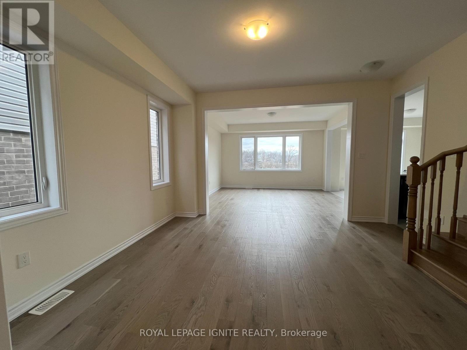 84 Gilham Way, Brant, Ontario  N3L 0M9 - Photo 4 - X12518204