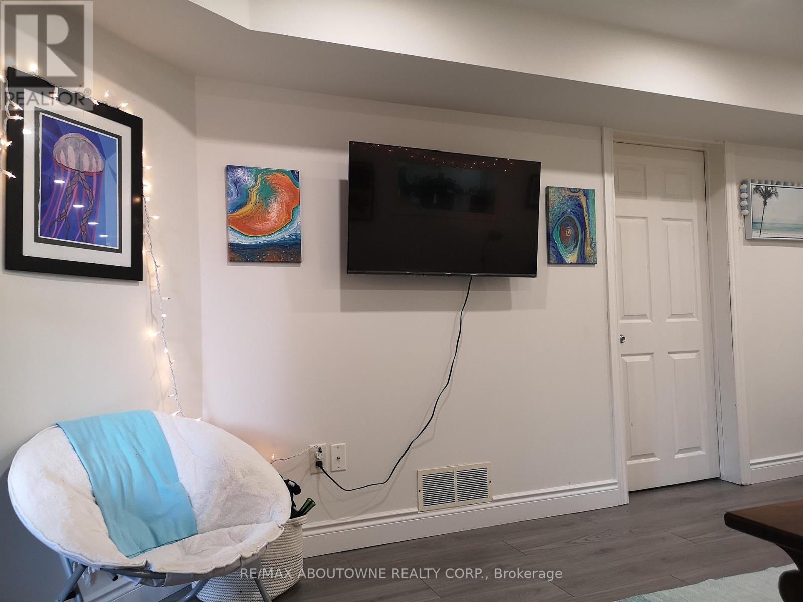 Bsmt - 53 Boulder Crescent, Guelph, Ontario  N1G 5A2 - Photo 2 - X12518256