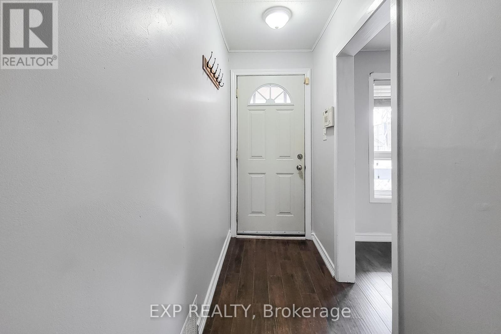 101 Sherman Avenue N, Hamilton, Ontario  L8L 6M3 - Photo 4 - X12518270