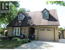 1 AGAWAM Court, Stoney Creek, Ontario