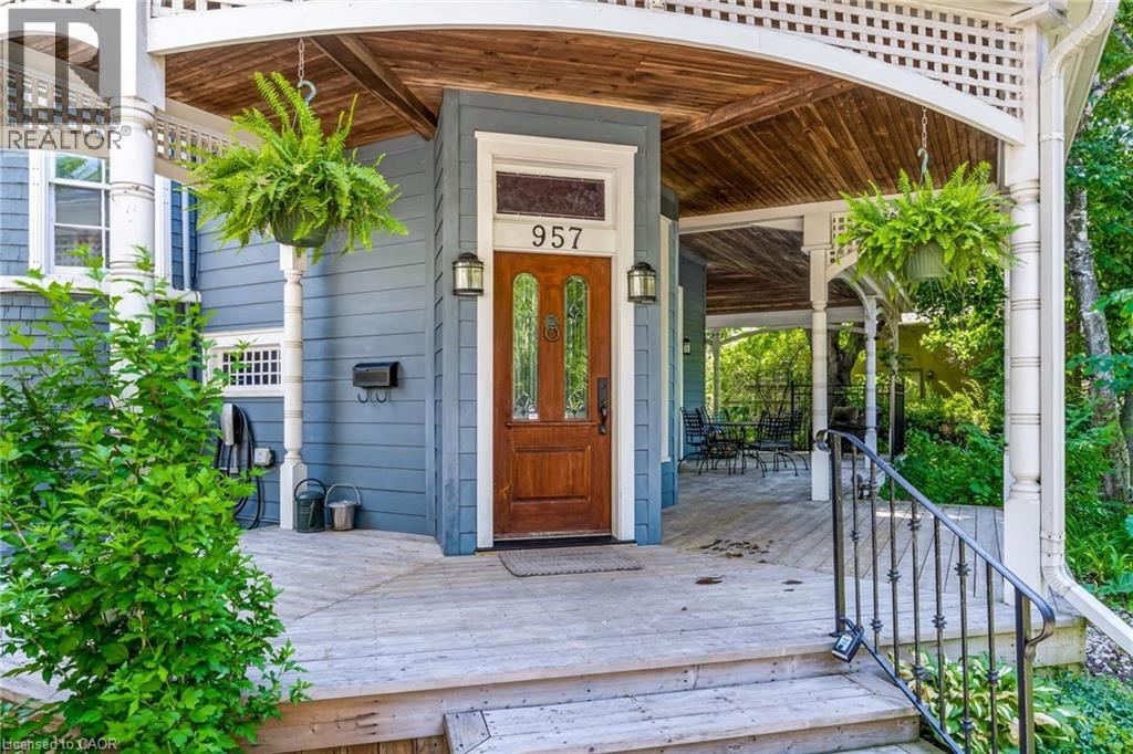 957 Beach Boulevard, Hamilton, Ontario  L8H 6Z7 - Photo 3 - 40786290