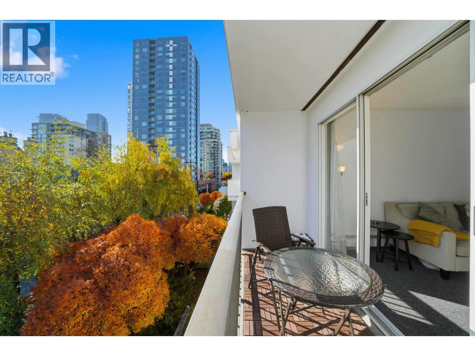 305 428 Agnes Street, New Westminster, British Columbia  V3L 1G1 - Photo 12 - R3065446