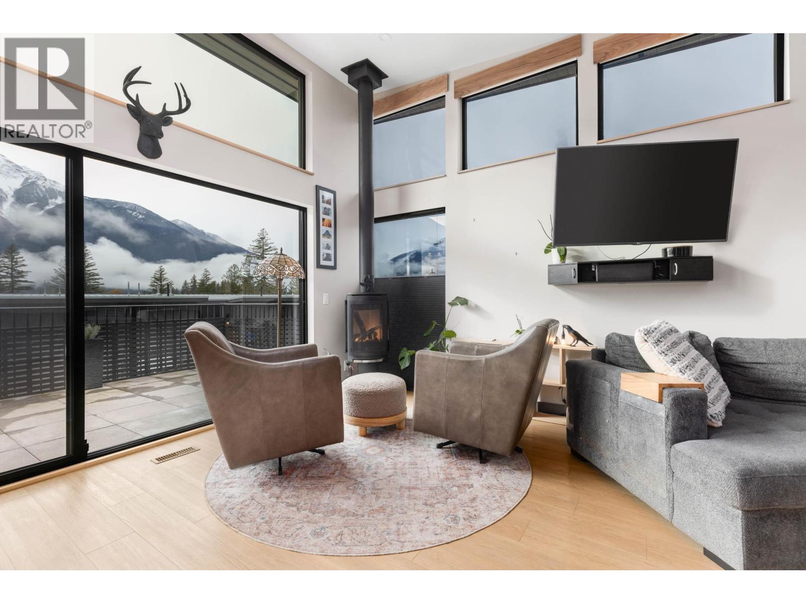 50 4000 Sunstone Way, Pemberton, British Columbia V0N 2L3 - Photo 10 - R3065470