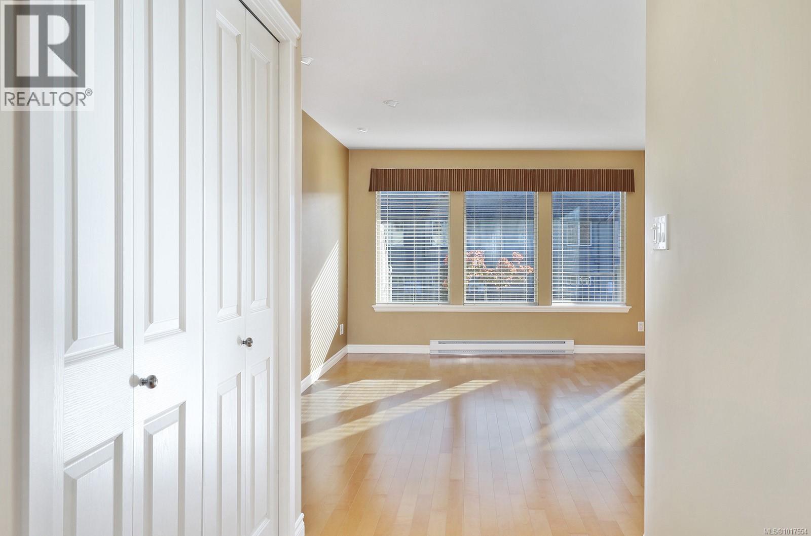 203 1705 Comox Ave, Comox, British Columbia V9M 3M1 - Photo 13 - 1017554