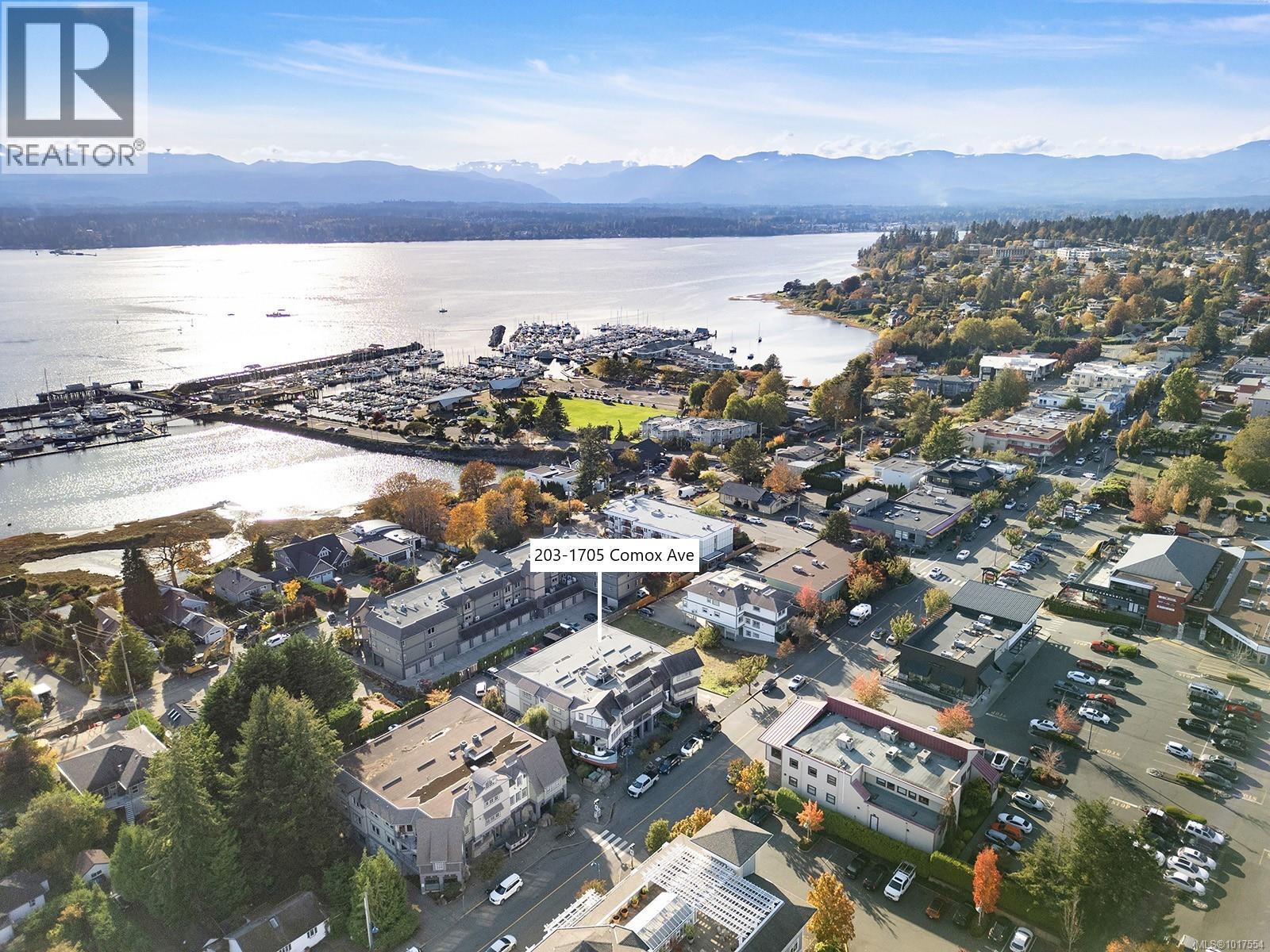 203 1705 Comox Ave, Comox, British Columbia