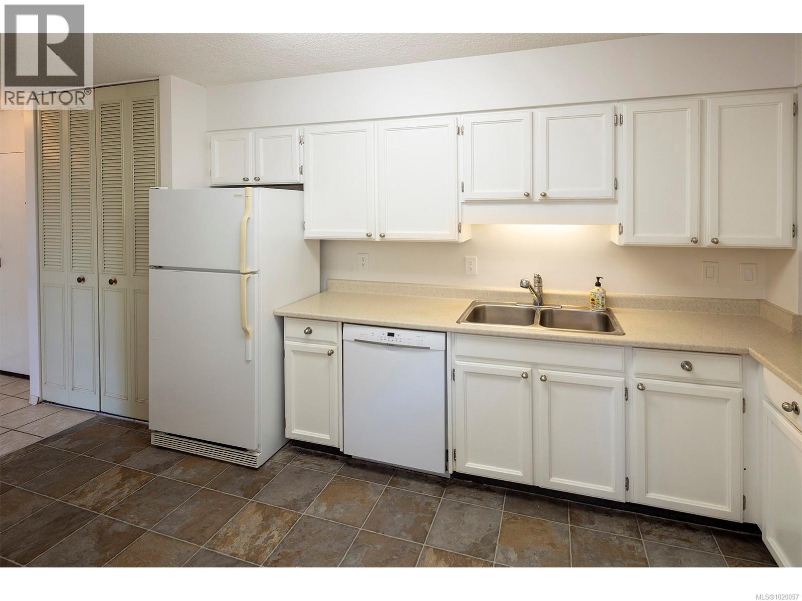 114 225 Belleville St, Victoria, British Columbia  V8V 4T9 - Photo 21 - 1020057