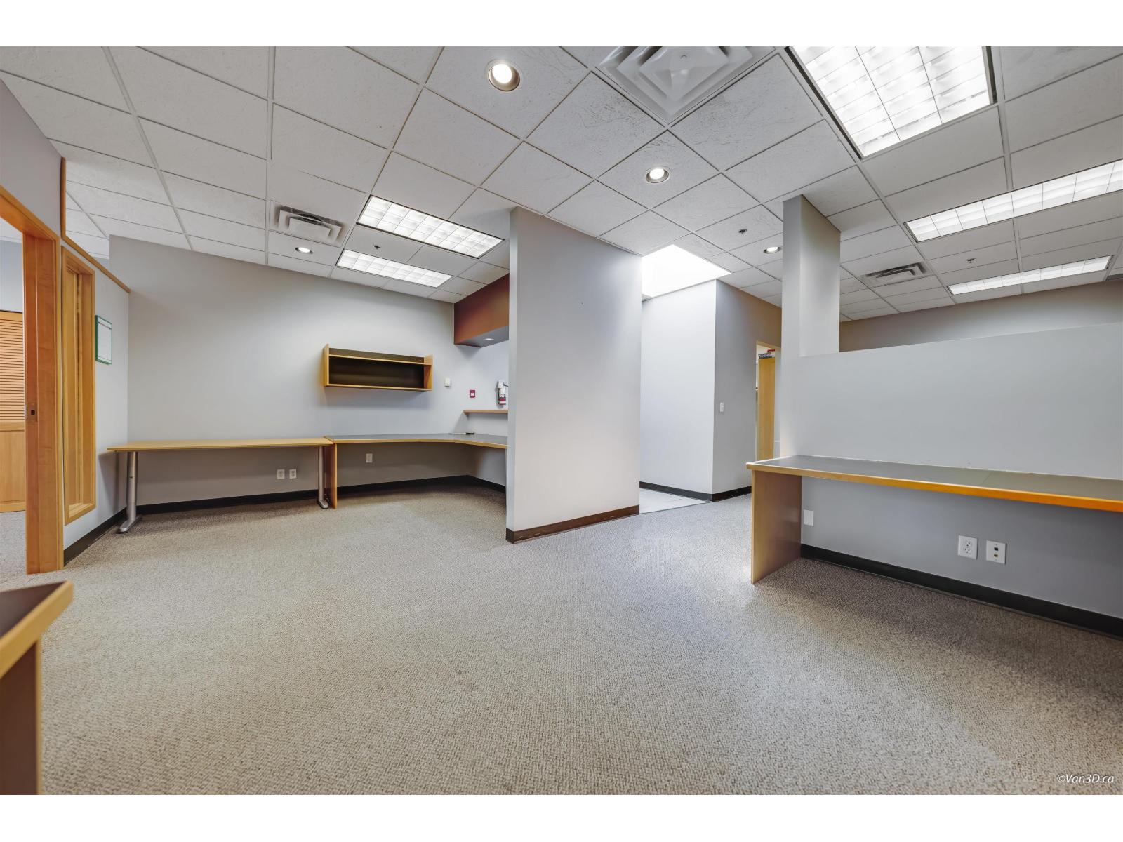 205 15272 Croydon Drive, Surrey, British Columbia  V3Z 0Z5 - Photo 3 - C8073624