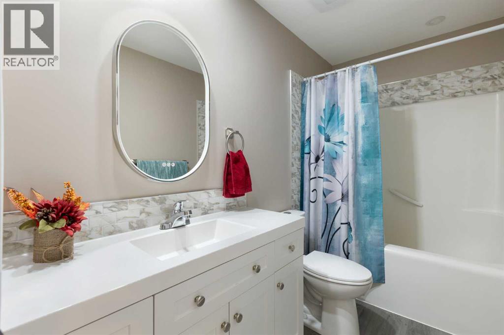 90 Cimarron Trail, Okotoks, Alberta  T1S 2G9 - Photo 25 - A2267796