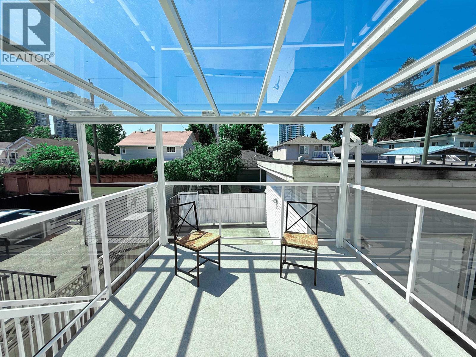 1717 Tatlow Avenue, North Vancouver, British Columbia V7P 3A1 - Photo 14 - R3065447