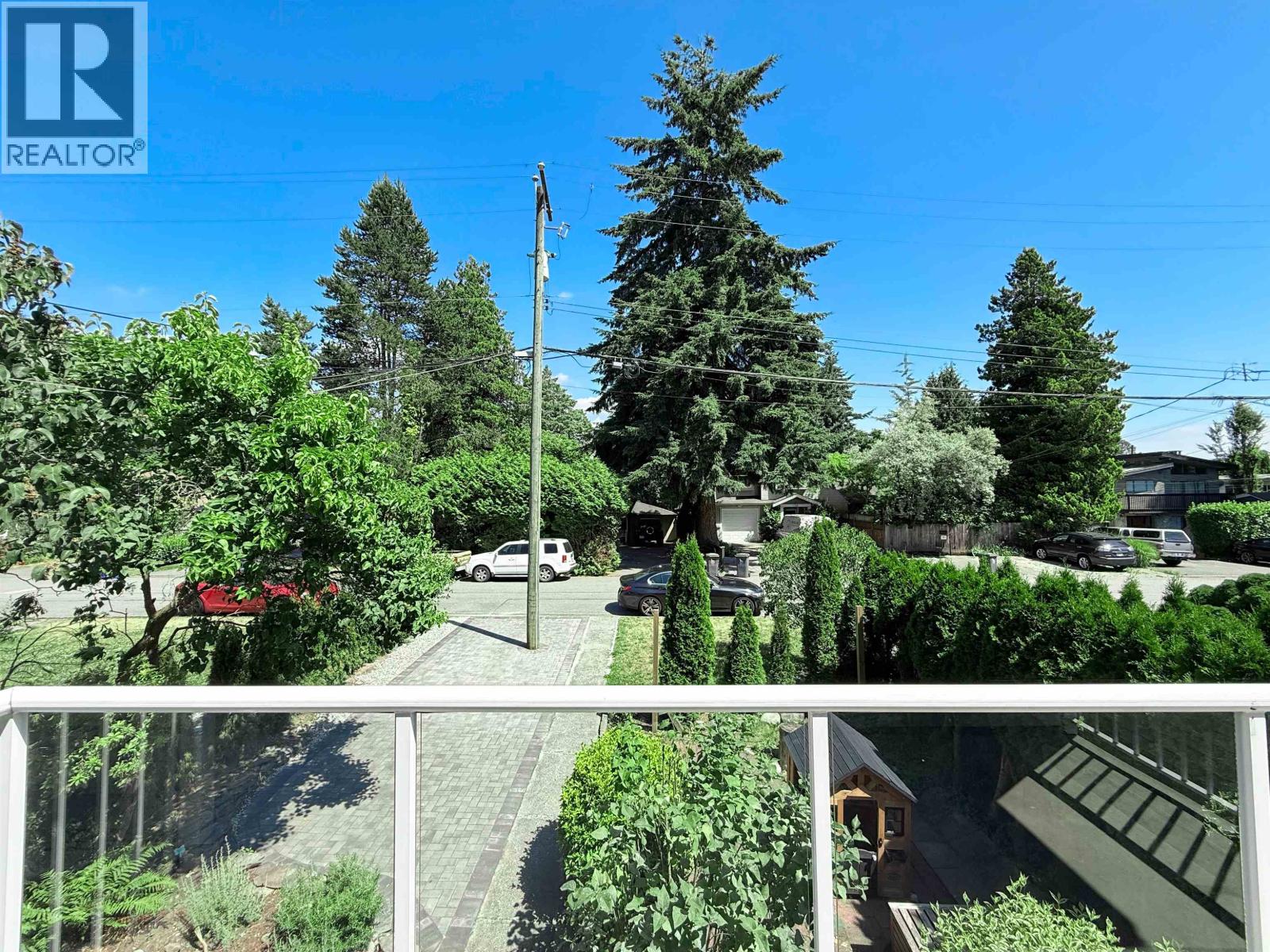 1717 Tatlow Avenue, North Vancouver, British Columbia V7P 3A1 - Photo 8 - R3065447