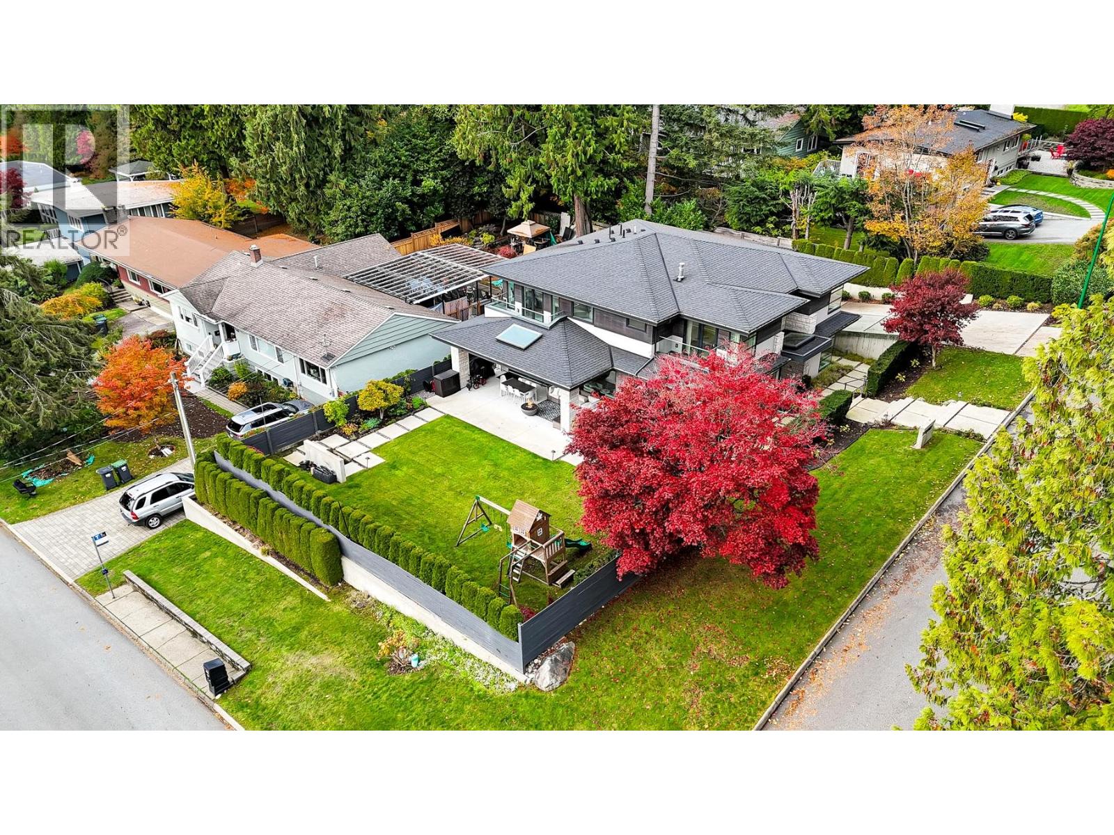 5141 Sarita Avenue, North Vancouver, British Columbia V7R 2M4 - Photo 29 - R3065474