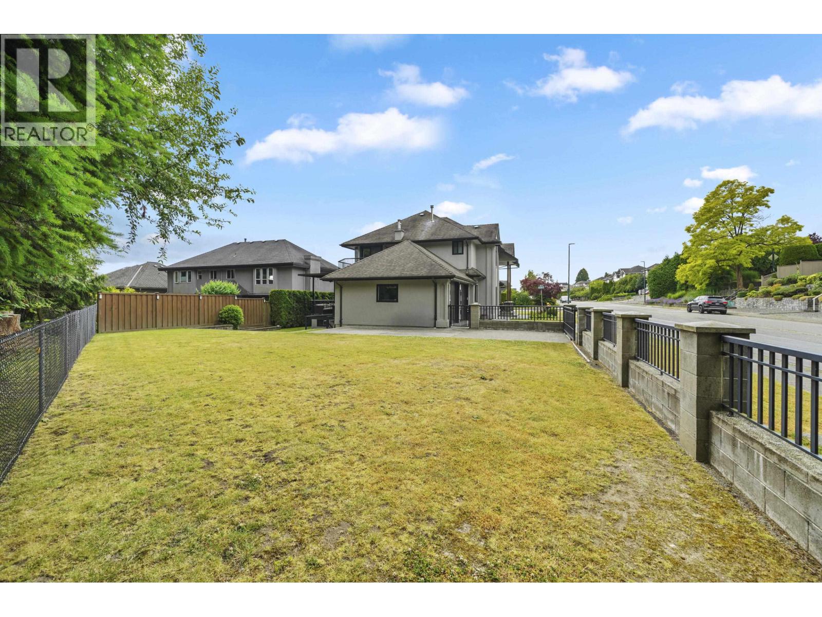 2288 Leclair Drive, Coquitlam, British Columbia V3K 6P5 - Photo 34 - R3065478