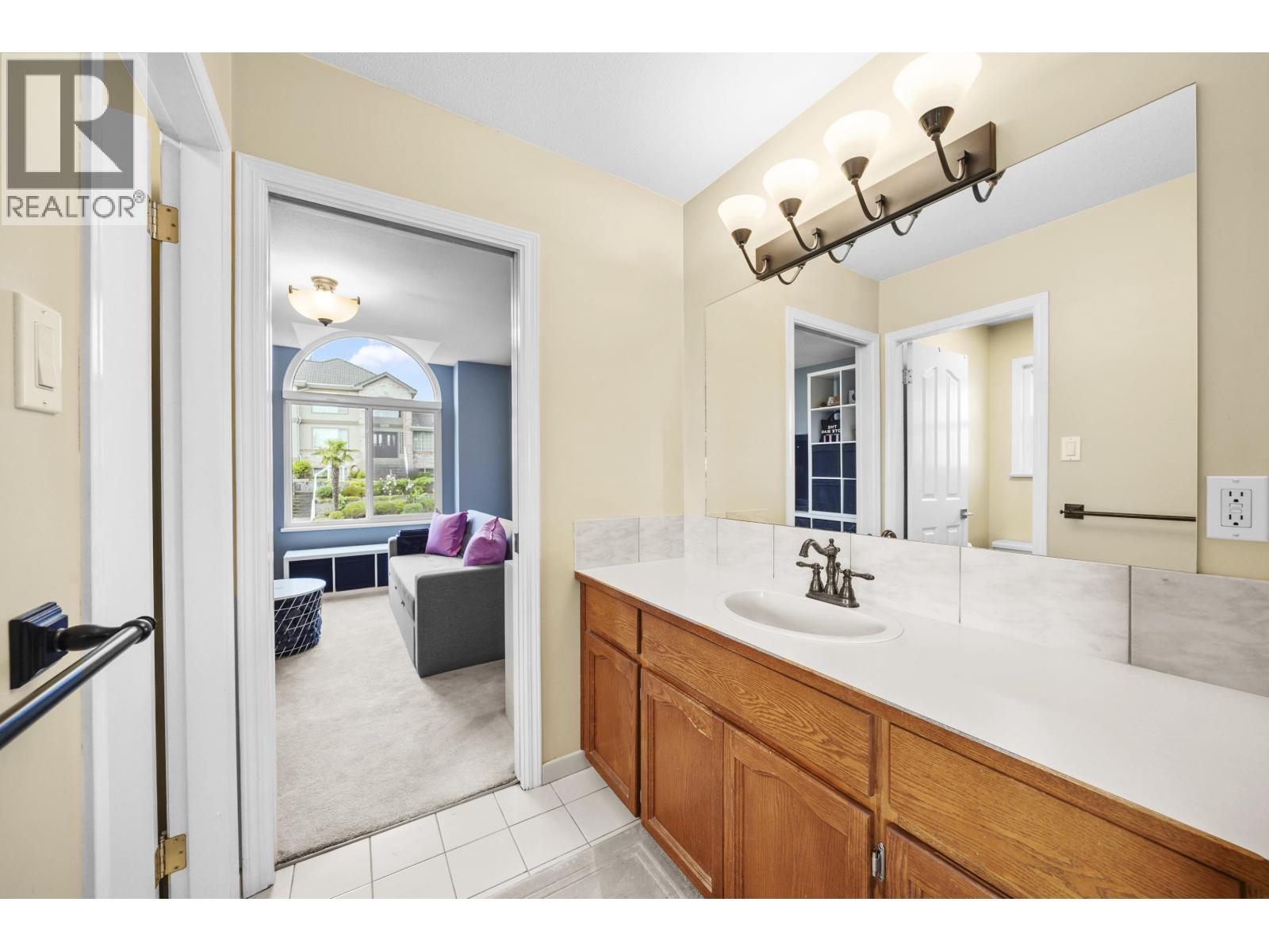 2288 Leclair Drive, Coquitlam, British Columbia V3K 6P5 - Photo 36 - R3065478