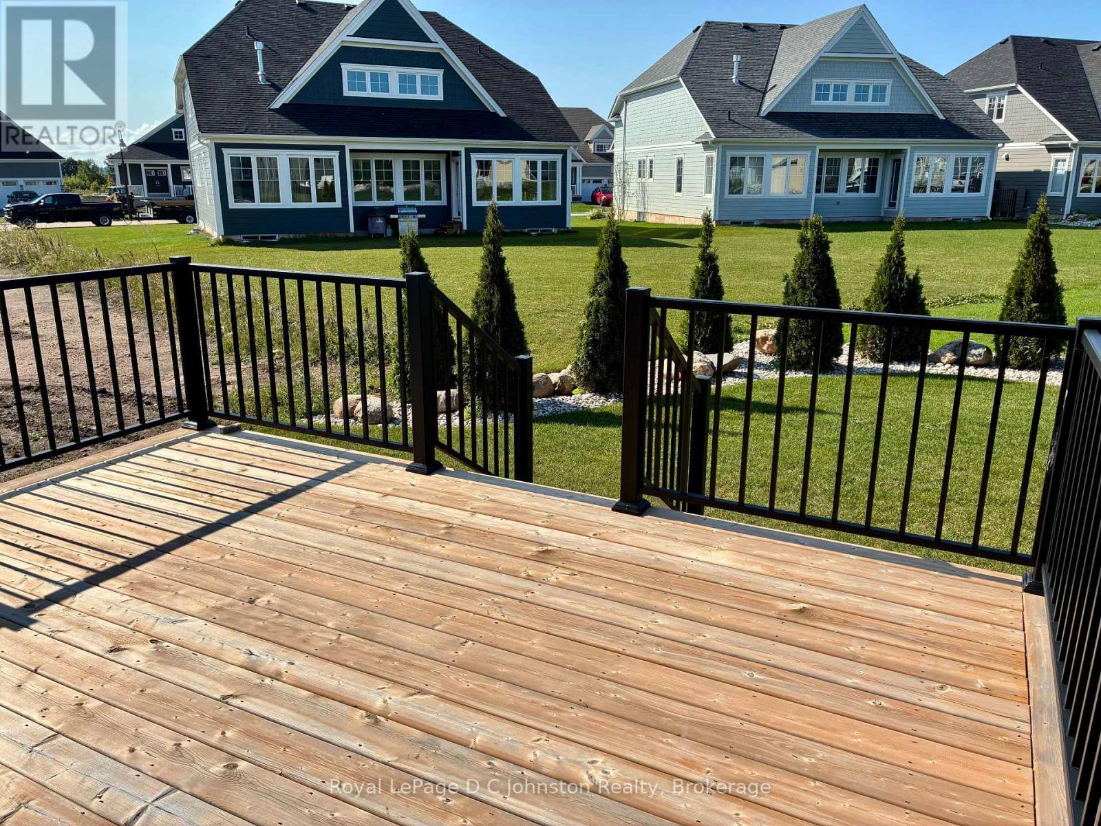 546 Algonquin Trail, Georgian Bluffs, Ontario  N0H 1S0 - Photo 28 - X12518384