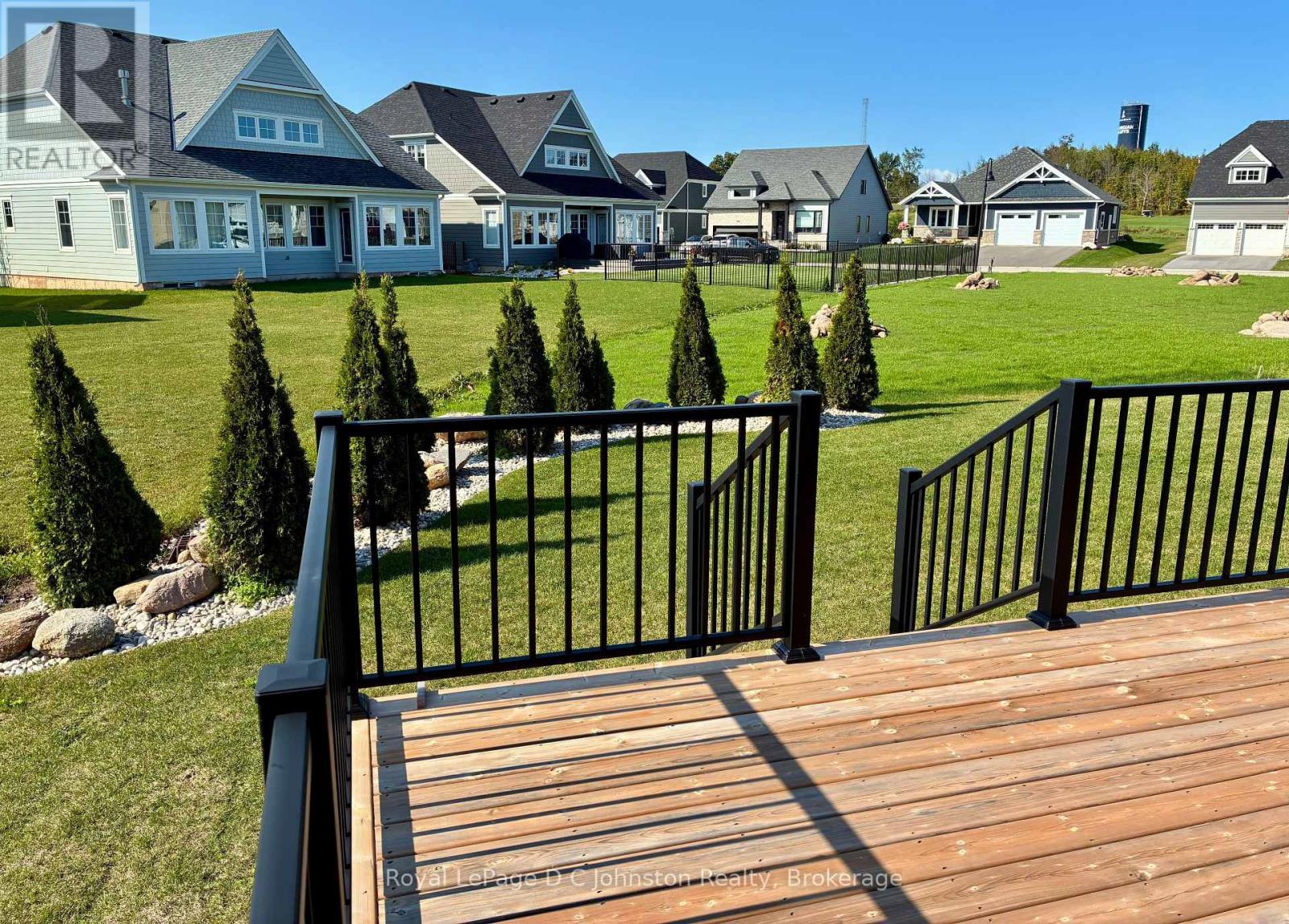 546 Algonquin Trail, Georgian Bluffs, Ontario  N0H 1S0 - Photo 5 - X12518384