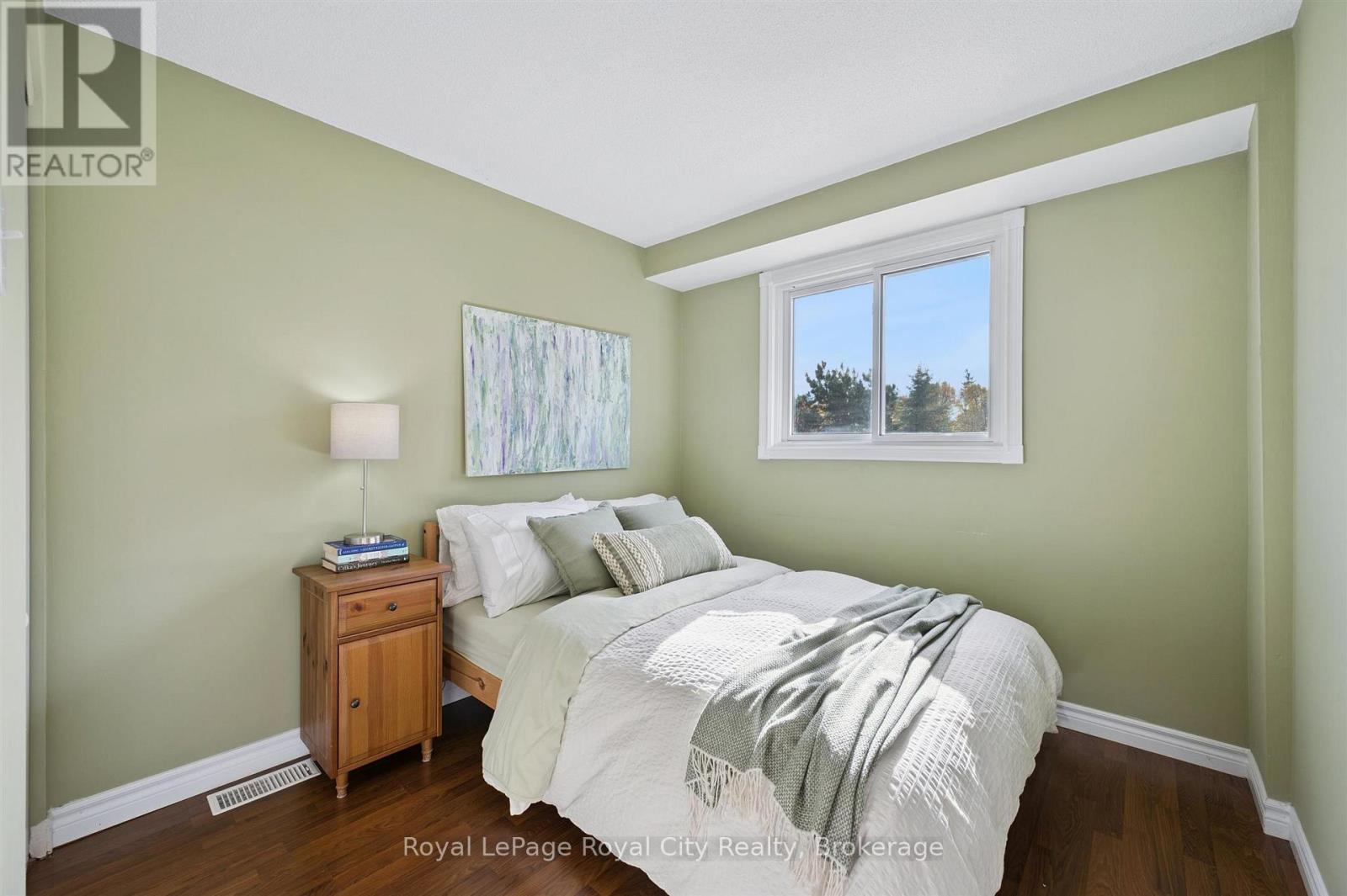 26 - 40 Silvercreek Parkway N, Guelph, Ontario  N1H 7X5 - Photo 17 - X12518424