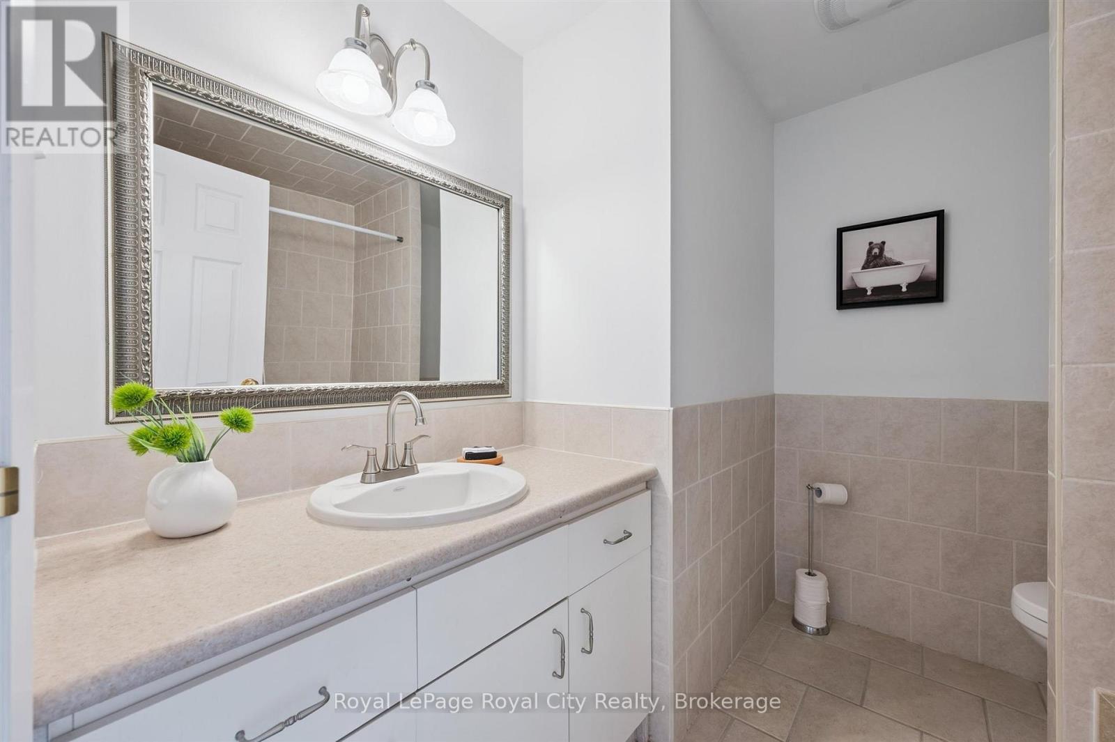 26 - 40 Silvercreek Parkway N, Guelph, Ontario  N1H 7X5 - Photo 24 - X12518424