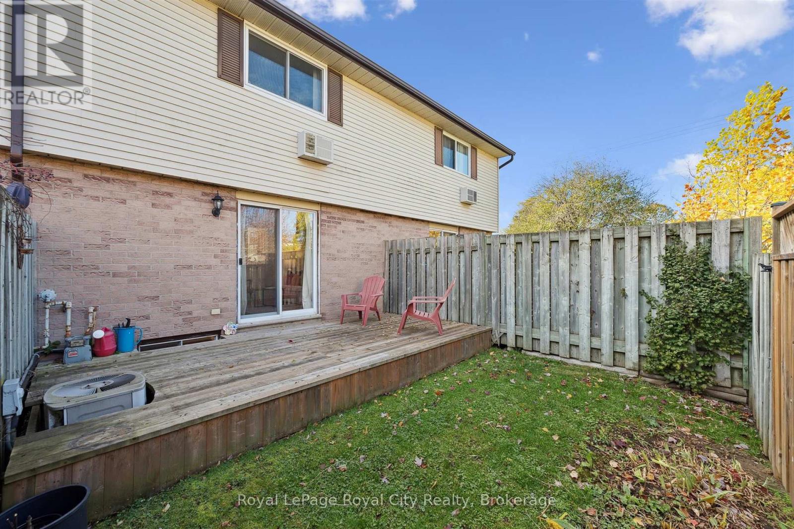 26 - 40 Silvercreek Parkway N, Guelph, Ontario  N1H 7X5 - Photo 30 - X12518424