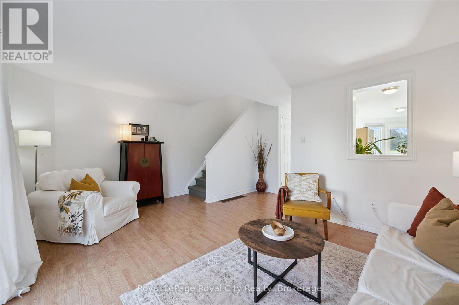 26 - 40 Silvercreek Parkway N, Guelph, Ontario  N1H 7X5 - Photo 8 - X12518424