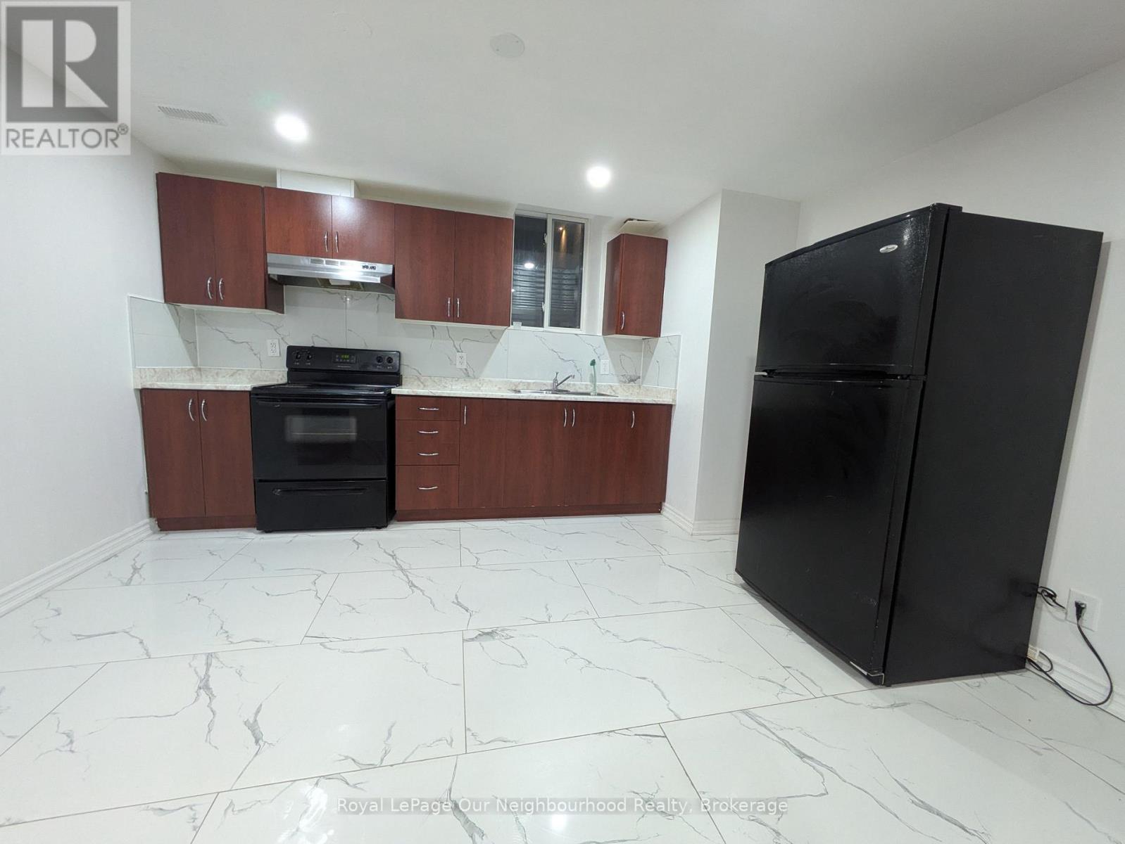 Basement - 18 Dillon Drive, Brampton, Ontario L6X 0E4 - Photo 6 - W12475961