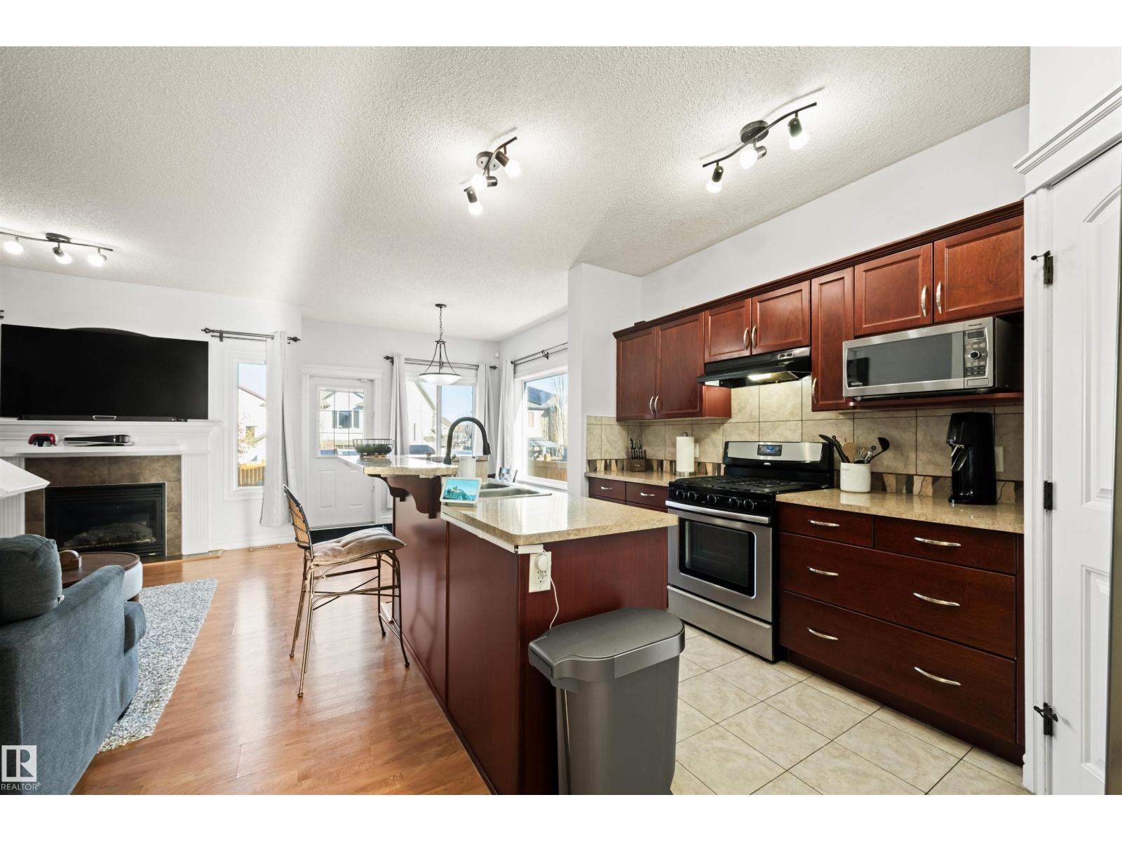 11412 14 Av Sw, Edmonton, Alberta  T6W 0J6 - Photo 10 - E4464947