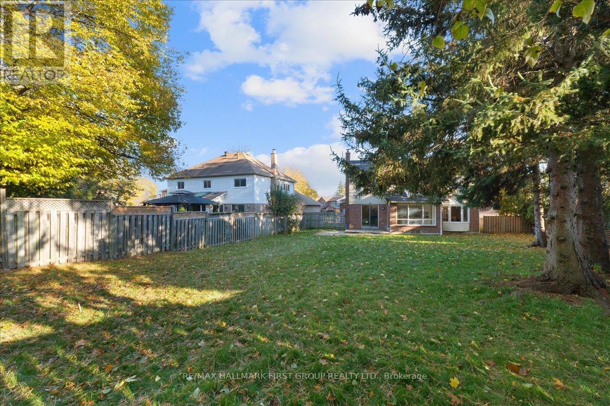 1239 Fieldstone Circle, Pickering, Ontario  L1X 1B9 - Photo 33 - E12512784