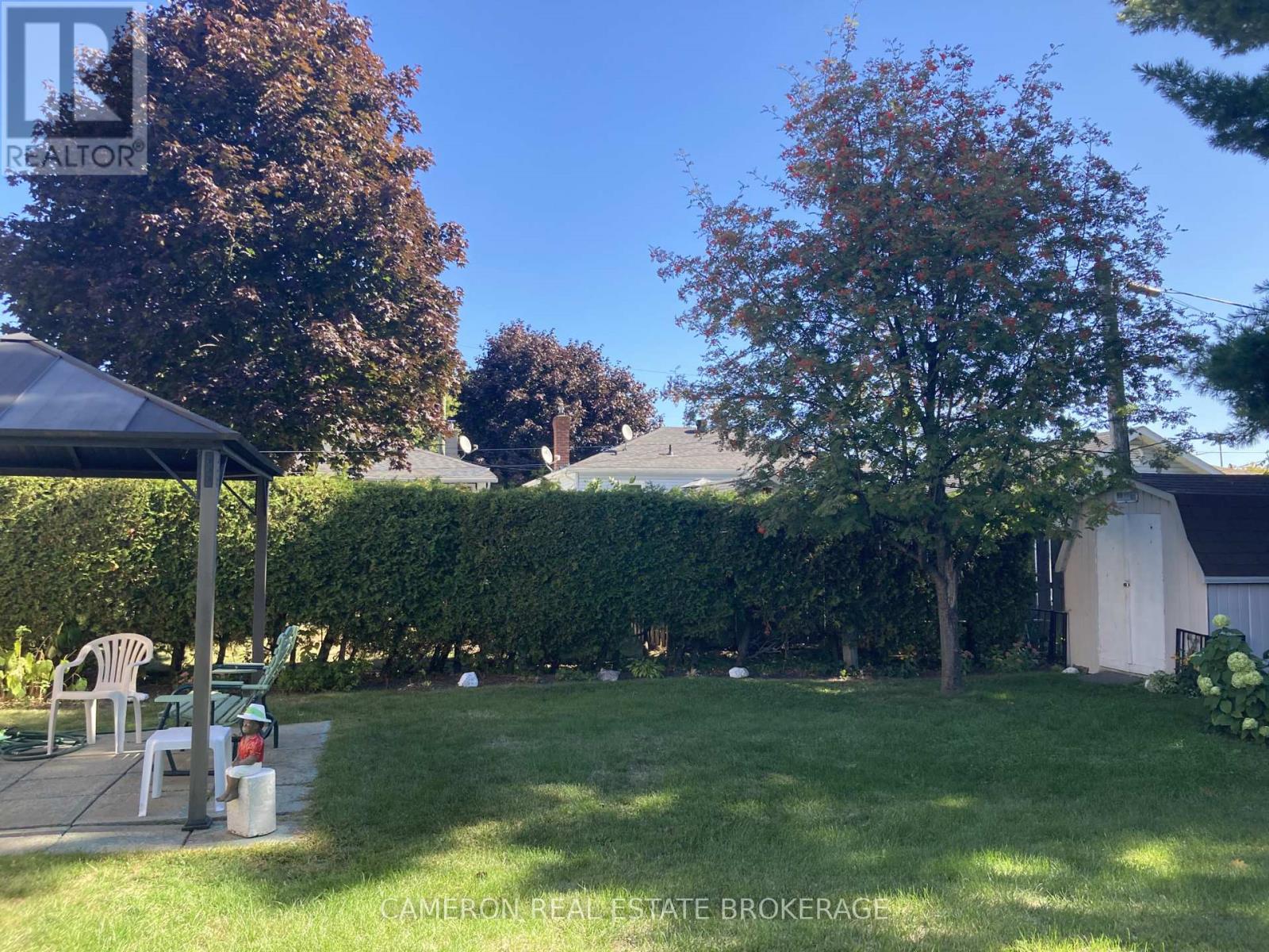 262 Sunnyside Avenue, Cornwall, Ontario  K6H 3E4 - Photo 3 - X12518304