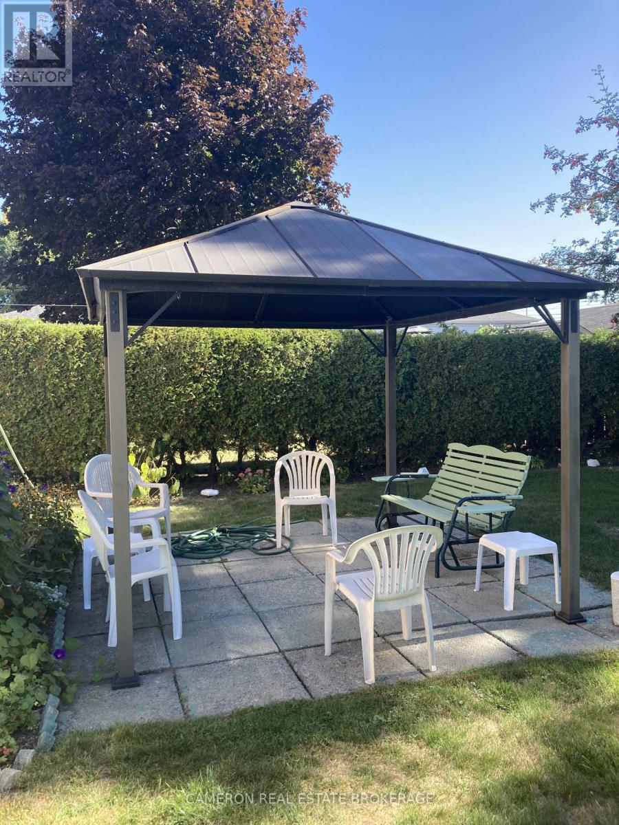 262 Sunnyside Avenue, Cornwall, Ontario  K6H 3E4 - Photo 35 - X12518304