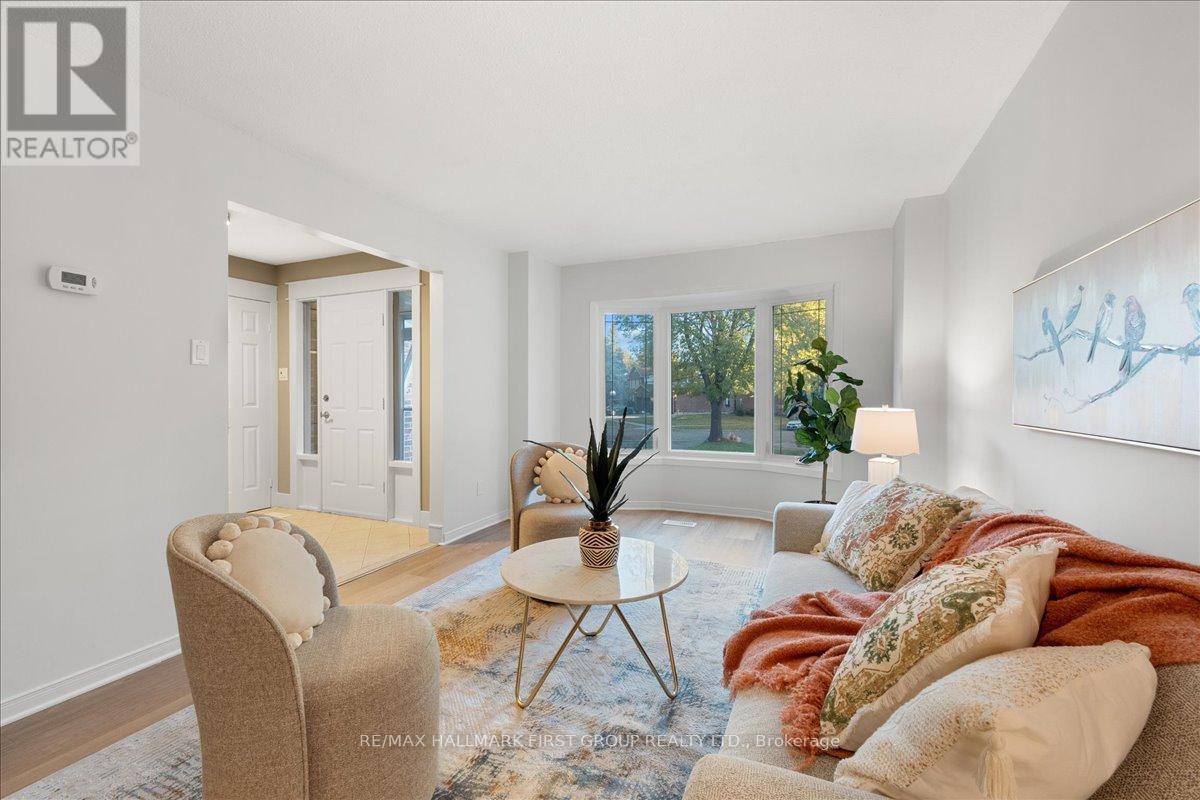 1239 Fieldstone Circle, Pickering, Ontario  L1X 1B9 - Photo 5 - E12512784