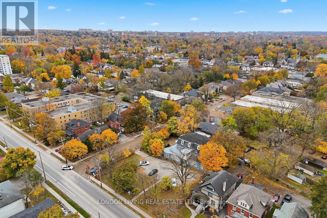 3 - 49 Ridout Street S, London South, Ontario  N6C 3W8 - Photo 38 - X12511346