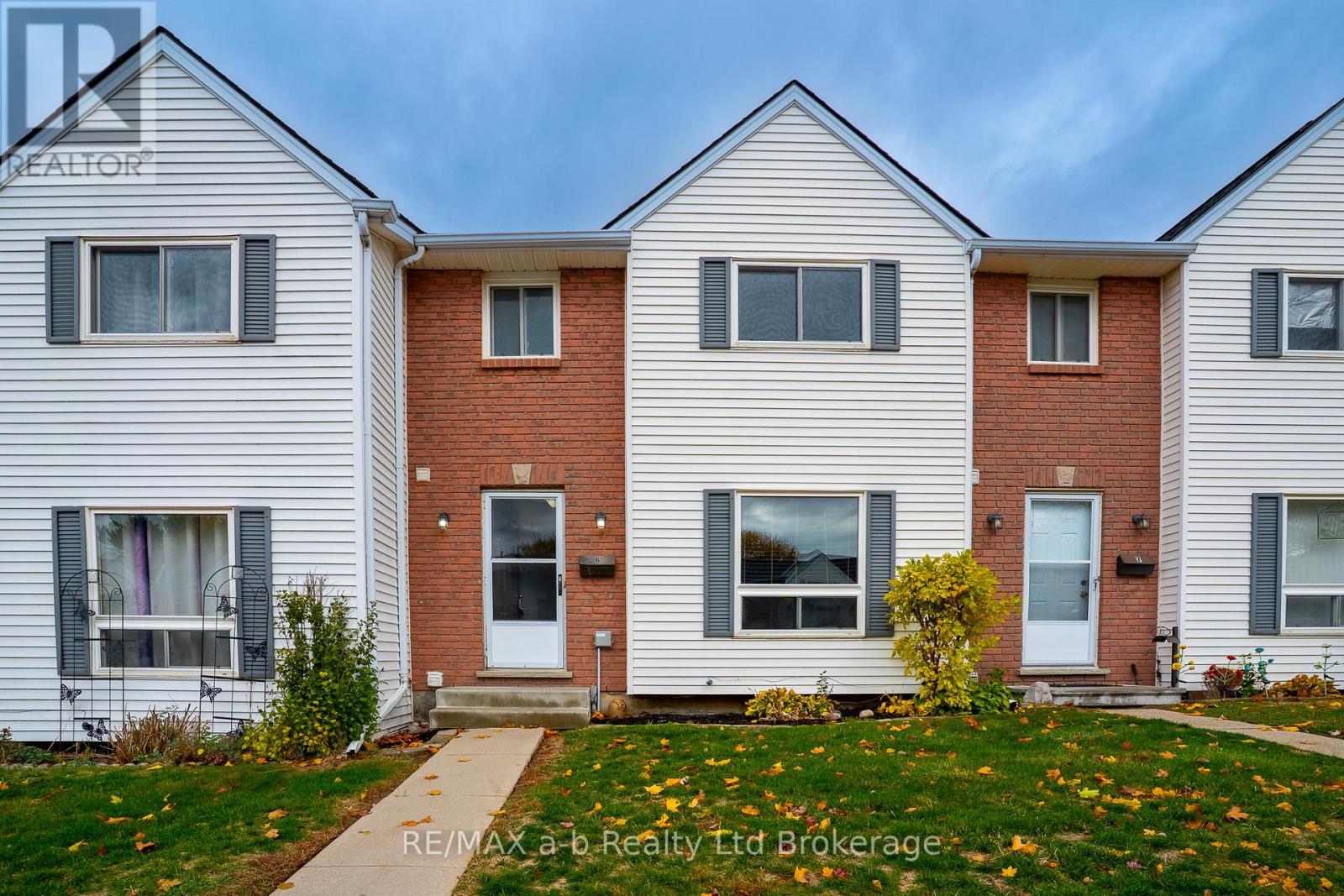 6 - 380 Quarter Town Line, Tillsonburg, Ontario  N4G 5L5 - Photo 1 - X12518328