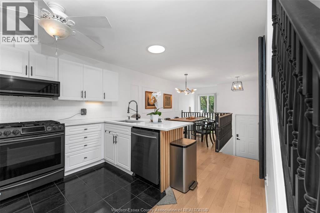 1678 Fieldcrest, Tecumseh, Ontario N8N 4Z8 - Photo 13 - 25028253