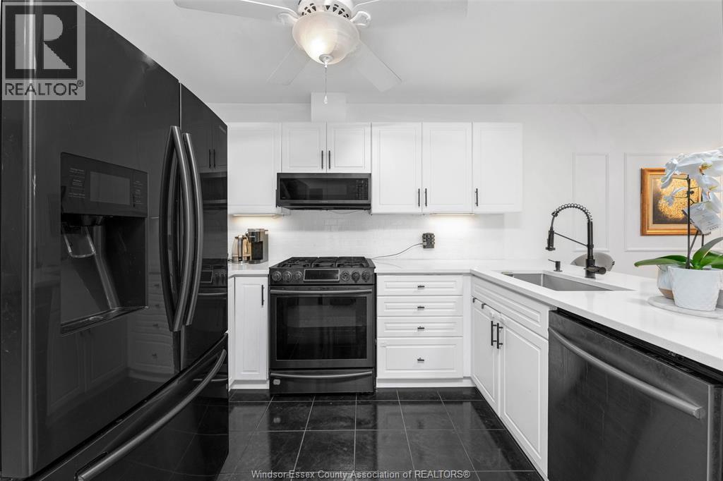 1678 Fieldcrest, Tecumseh, Ontario N8N 4Z8 - Photo 14 - 25028253