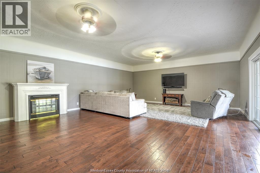 2512 Cadillac, Windsor, Ontario N8W 3Y6 - Photo 8 - 25028245
