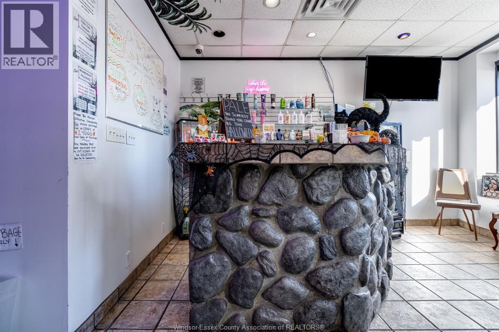 4756 Tecumseh Road, Windsor, Ontario N8T 1B7 - Photo 17 - 25028189